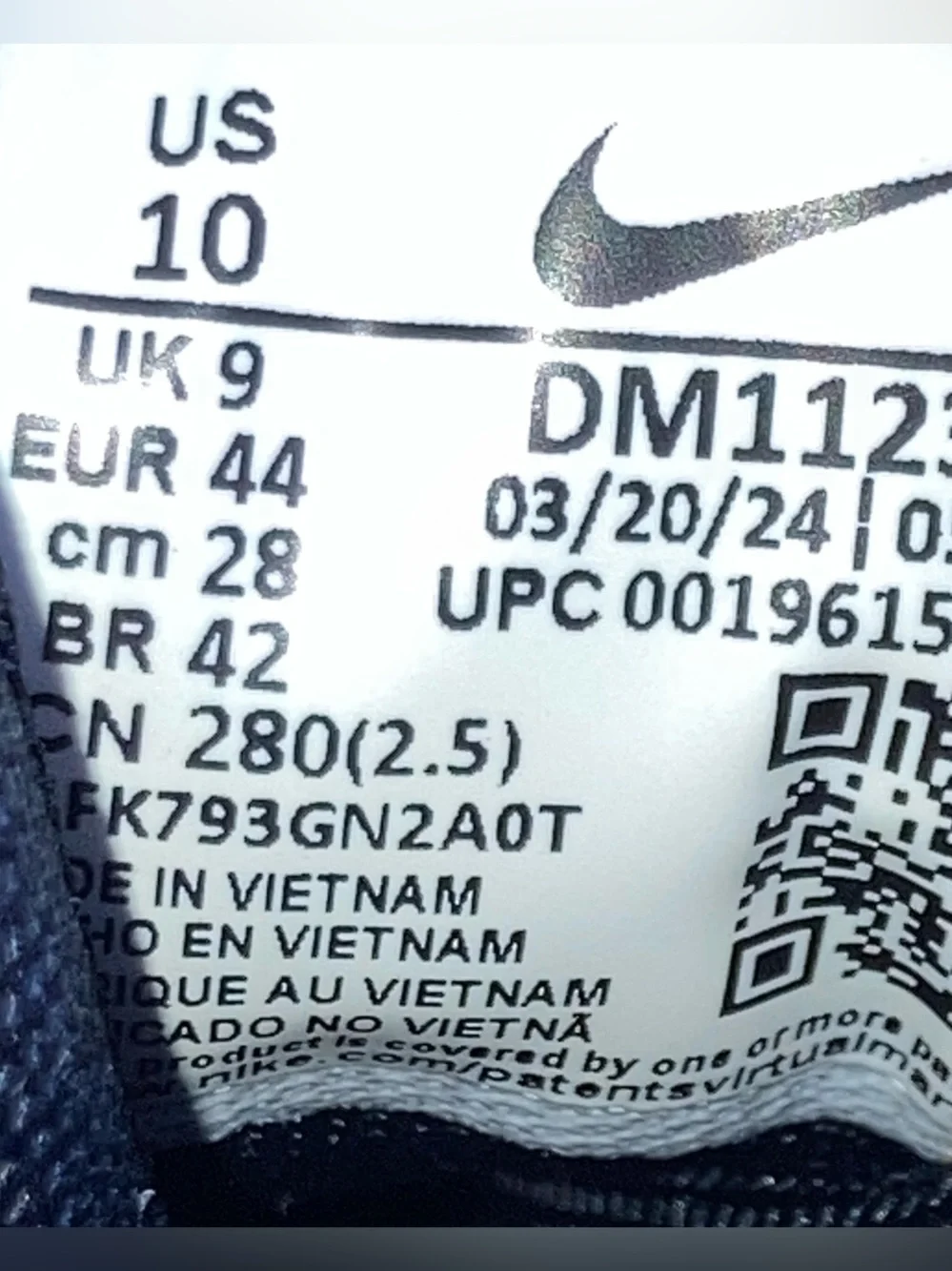 Nike LeBron Witness 7 Basketball Sneakers Color Black Size 10